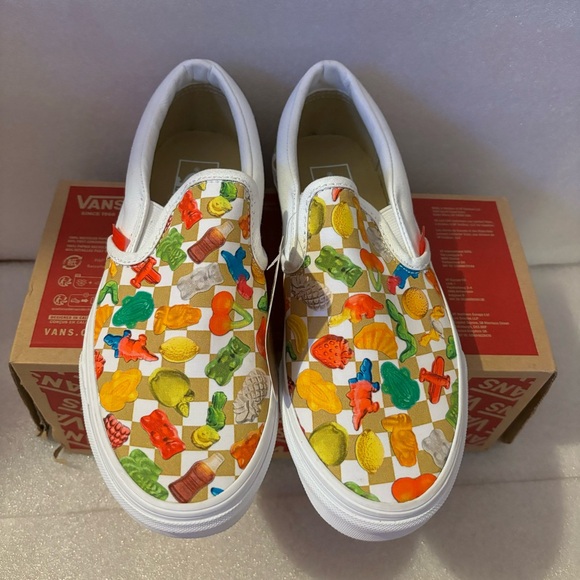 NWT Vans x Haribo Gummy Classic Slip-On Shoes White Womens Size 8 Sneaker - Picture 2 of 7